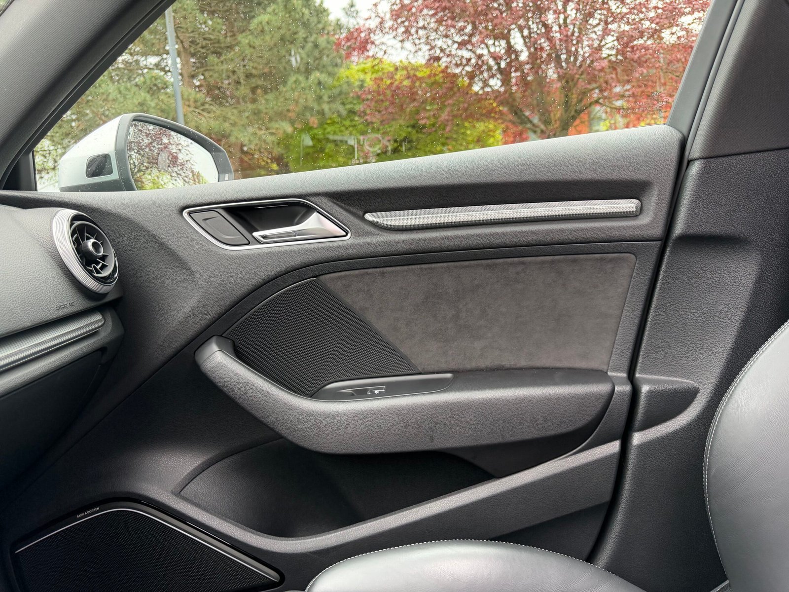AUDI RS3 DAZA Phase 2 Sportback 2.5 TFSi 20V GPF Quattro S-Tronic 400 cv Boîte auto / Suivi Audi / Origine France / Bang & Olufsen / Virtual Cockpit / Toit ouvrant / Sièges RS