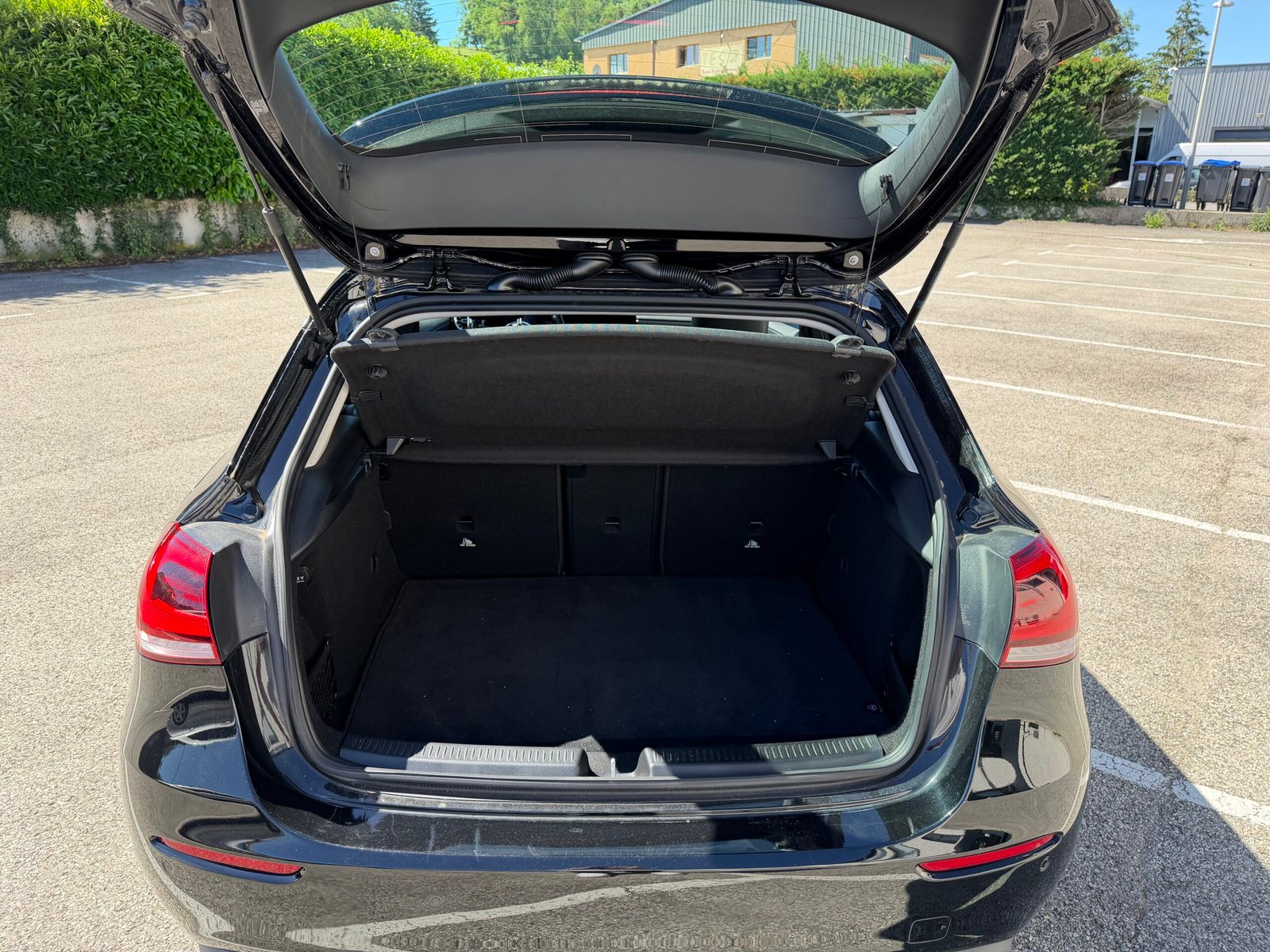 MERCEDES-BENZ Classe A 180 PROGRESSIVE LINE 1.3 7G-DCT 136 cv Boîte auto