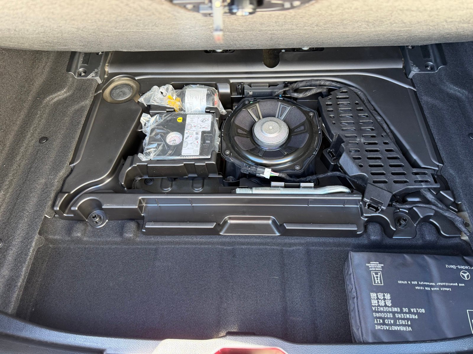 MERCEDES-BENZ Classe A 180 PROGRESSIVE LINE 1.3 7G-DCT 136 cv Boîte auto