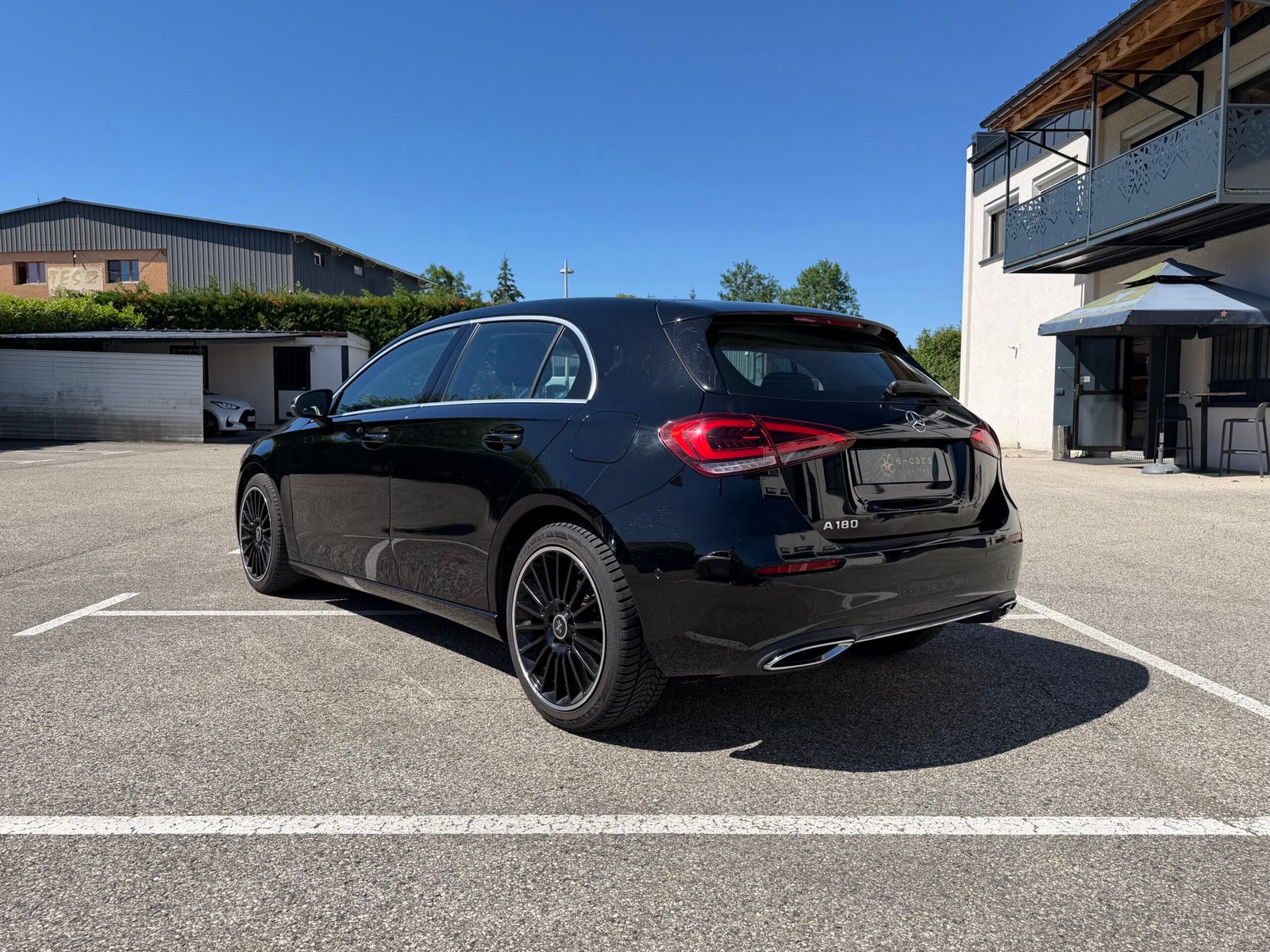 MERCEDES-BENZ Classe A 180 PROGRESSIVE LINE 1.3 7G-DCT 136 cv Boîte auto