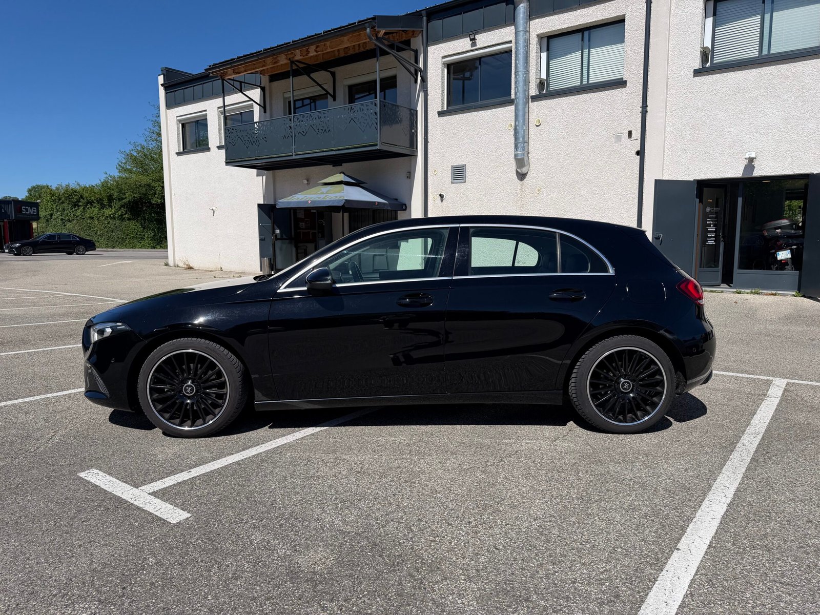 MERCEDES-BENZ Classe A 180 PROGRESSIVE LINE 1.3 7G-DCT 136 cv Boîte auto