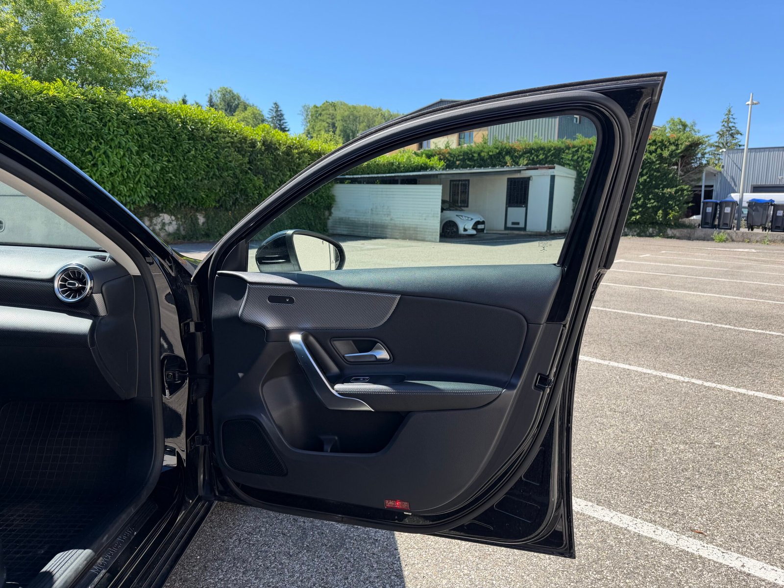 MERCEDES-BENZ Classe A 180 PROGRESSIVE LINE 1.3 7G-DCT 136 cv Boîte auto