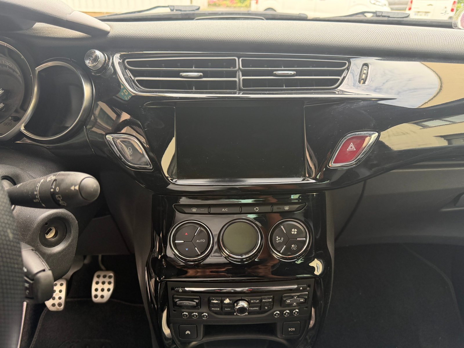 Citroën DS3 THP 155Ch “Just Mat“