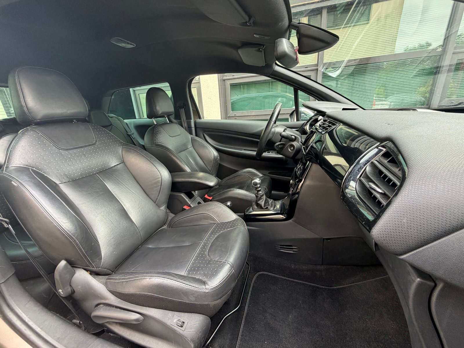Citroën DS3 THP 155Ch “Just Mat“