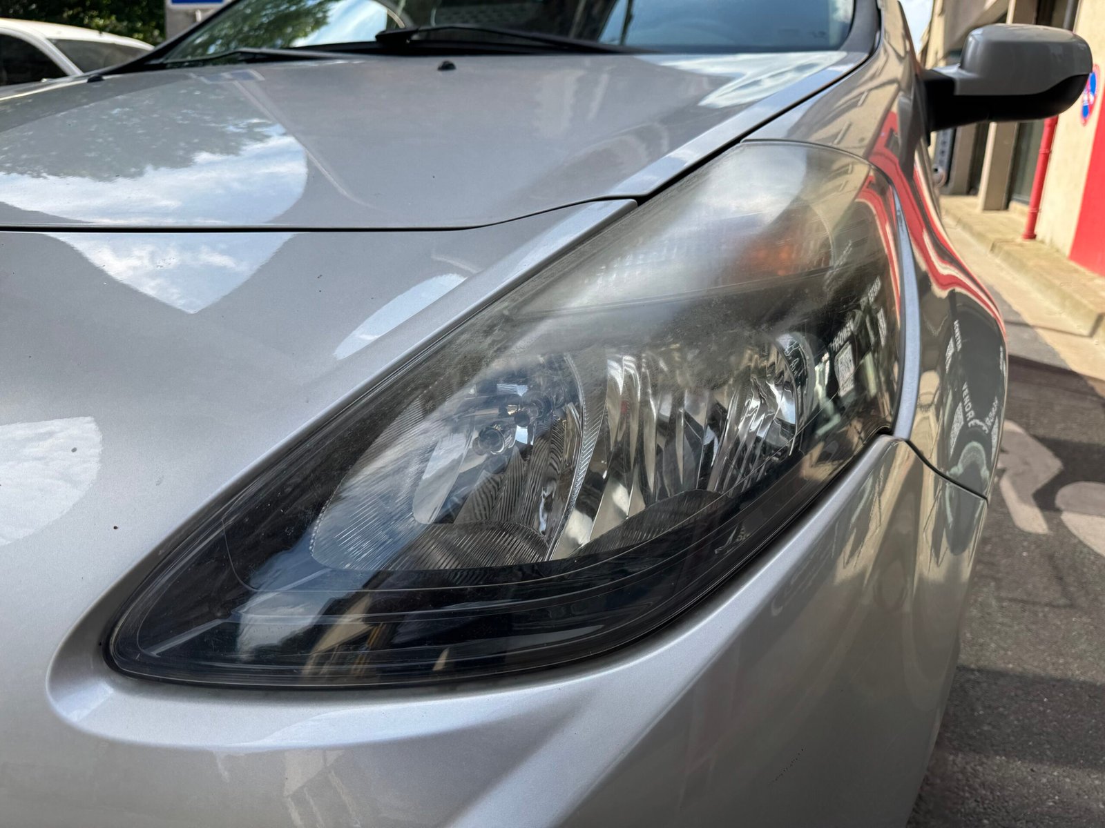 RENAULT Clio III (3) 5 Portes Phase 2 1.2 i eco2 75 cv