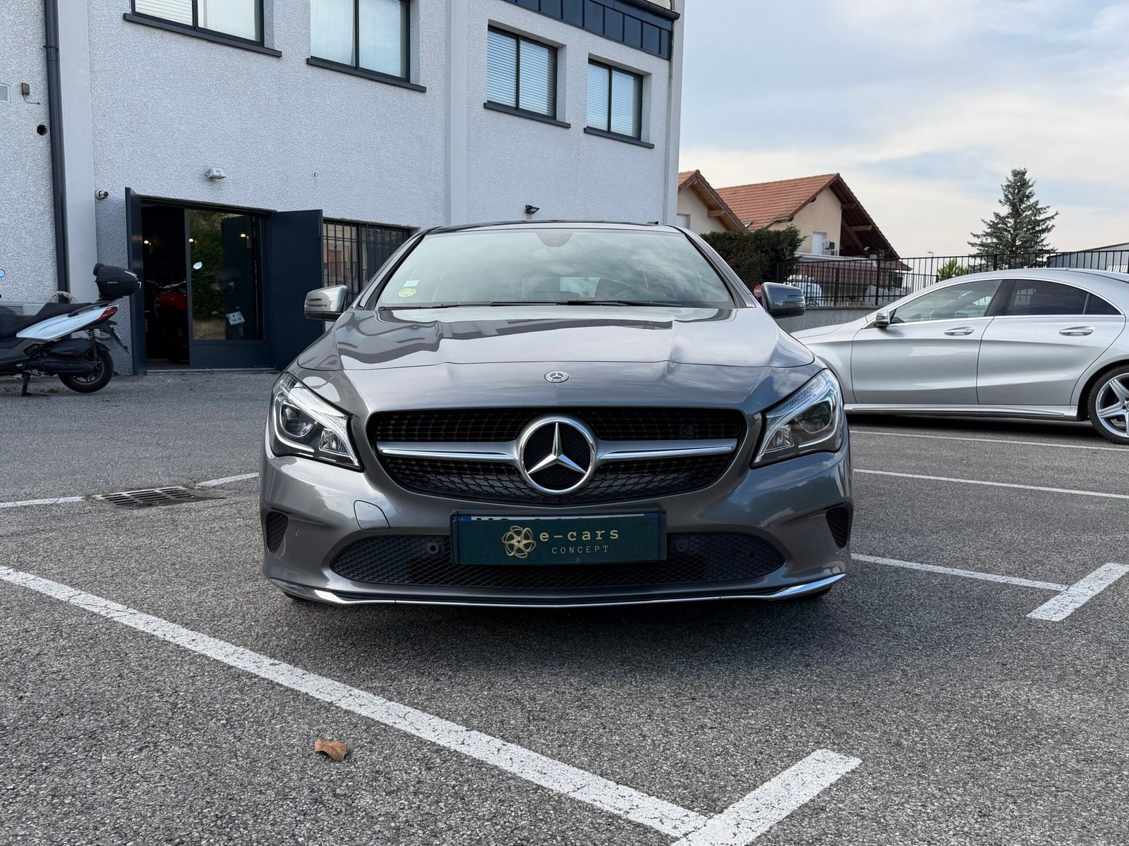 MERCEDES-BENZ Classe CLA FASCINATION Shooting Brake Phase 2 180 1.6 i 16V BlueEFFICIENCY S&S 122 cv
