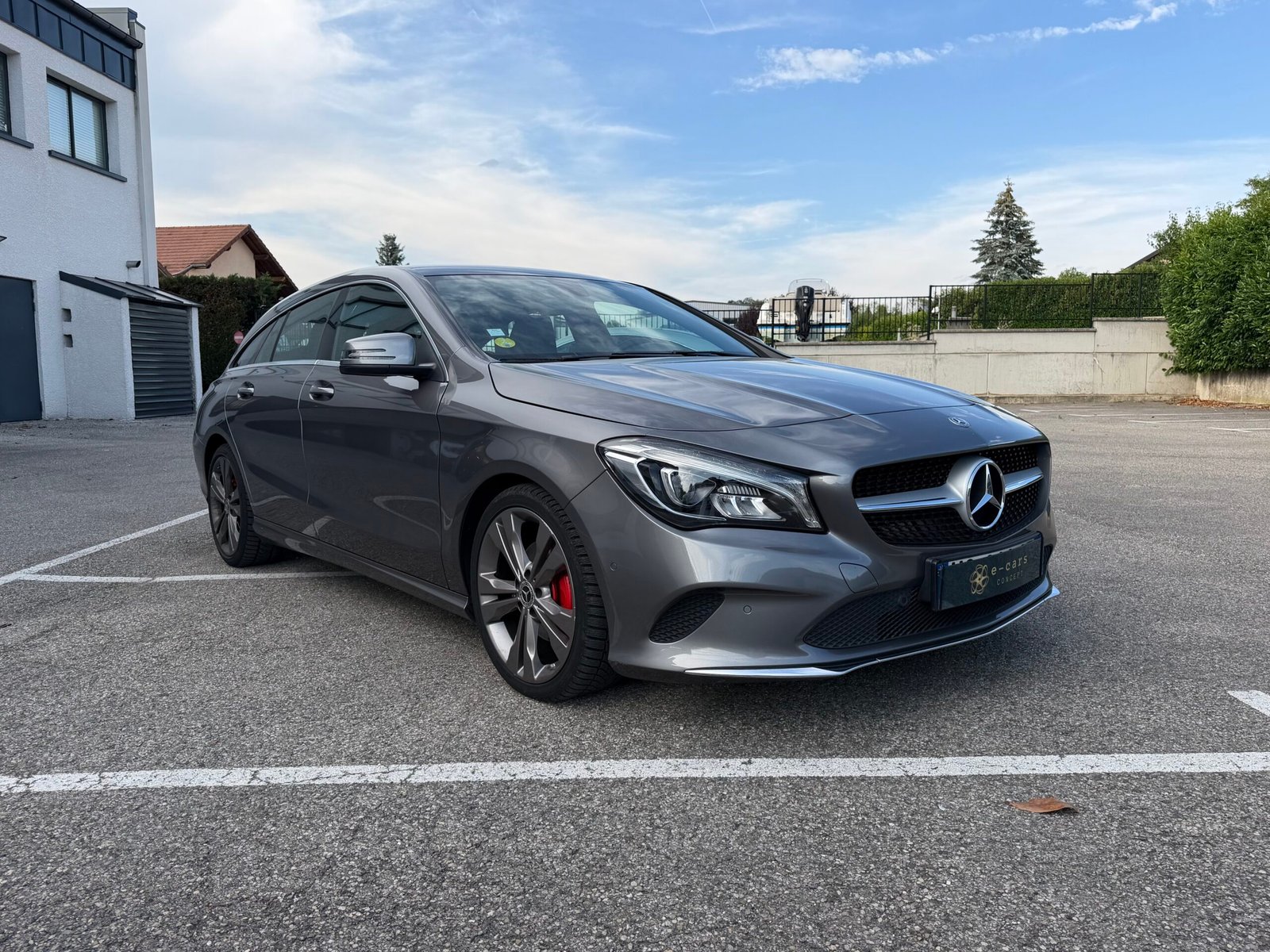 MERCEDES-BENZ Classe CLA FASCINATION Shooting Brake Phase 2 180 1.6 i 16V BlueEFFICIENCY S&S 122 cv
