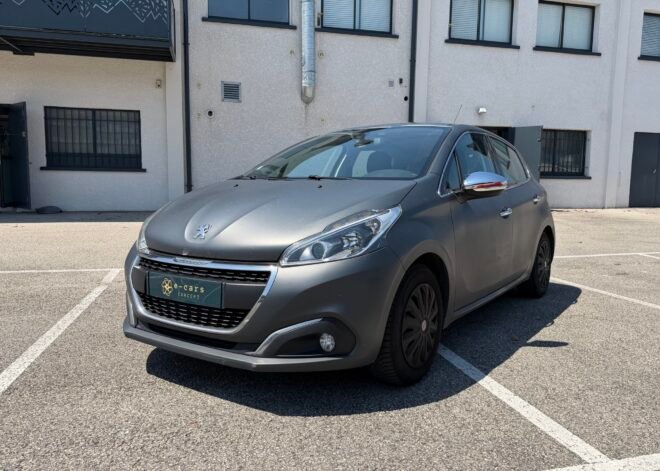 PEUGEOT 208 Active Phase 2 5 Portes 1.2 VTi 12V 82 cv