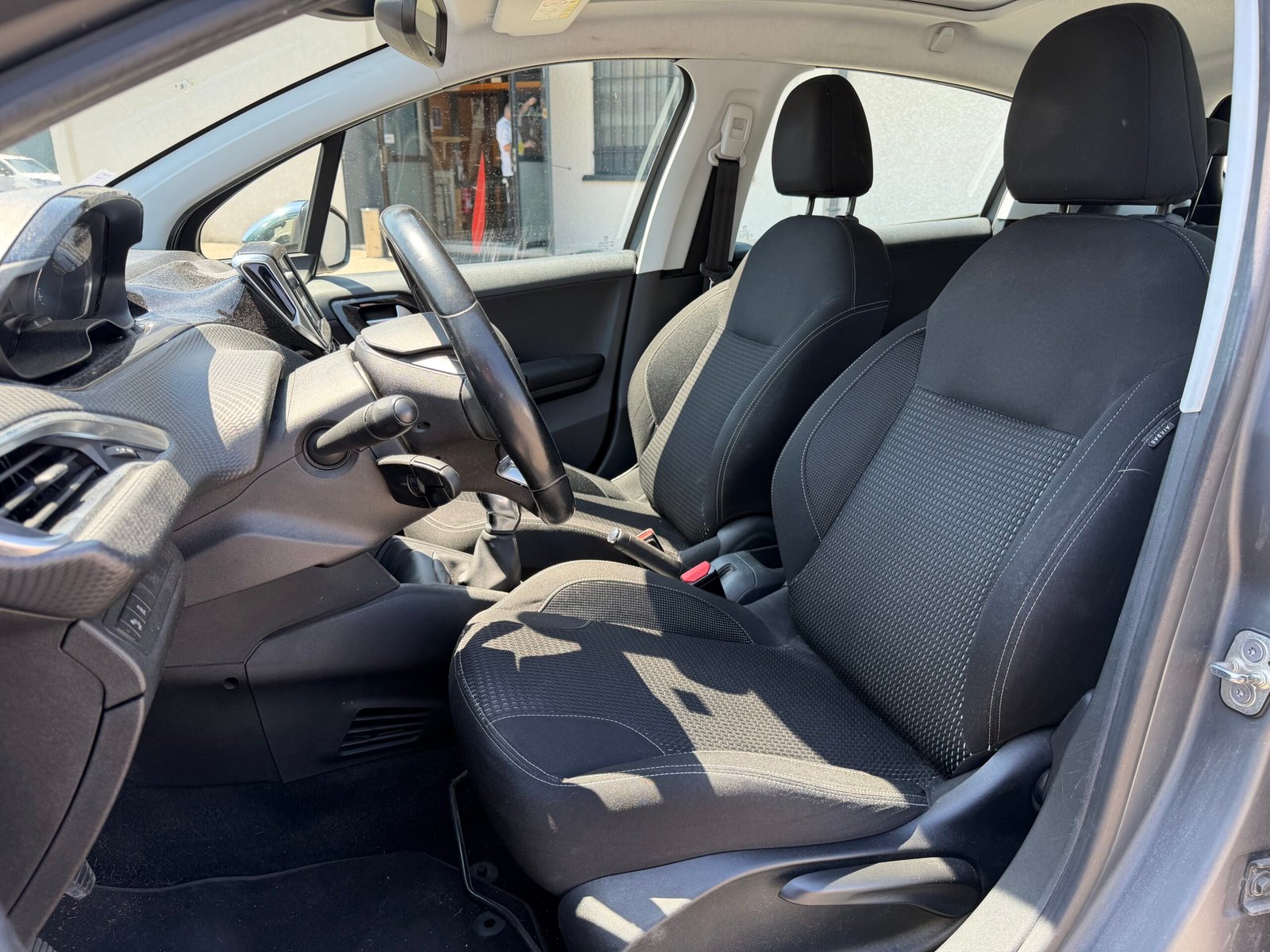 PEUGEOT 208 Active Phase 2 5 Portes 1.2 VTi 12V 82 cv