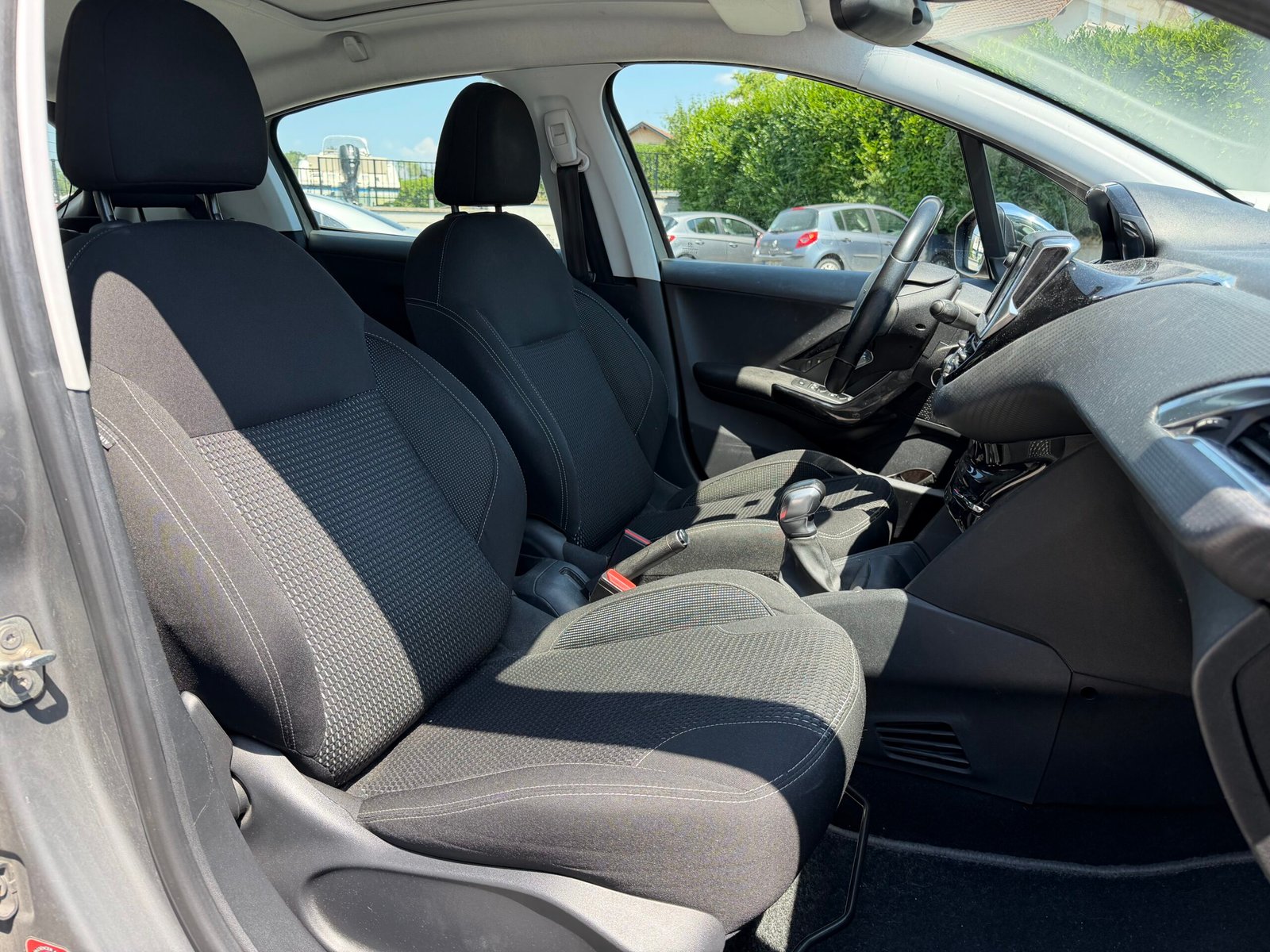 PEUGEOT 208 Active Phase 2 5 Portes 1.2 VTi 12V 82 cv