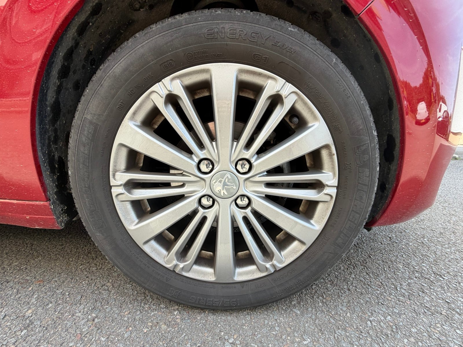 Peugeot 208 110ch « Allure Business »