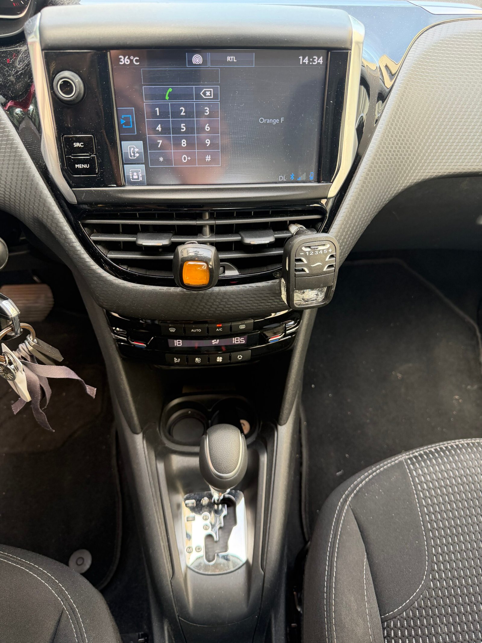 Peugeot 208 110ch « Allure Business »