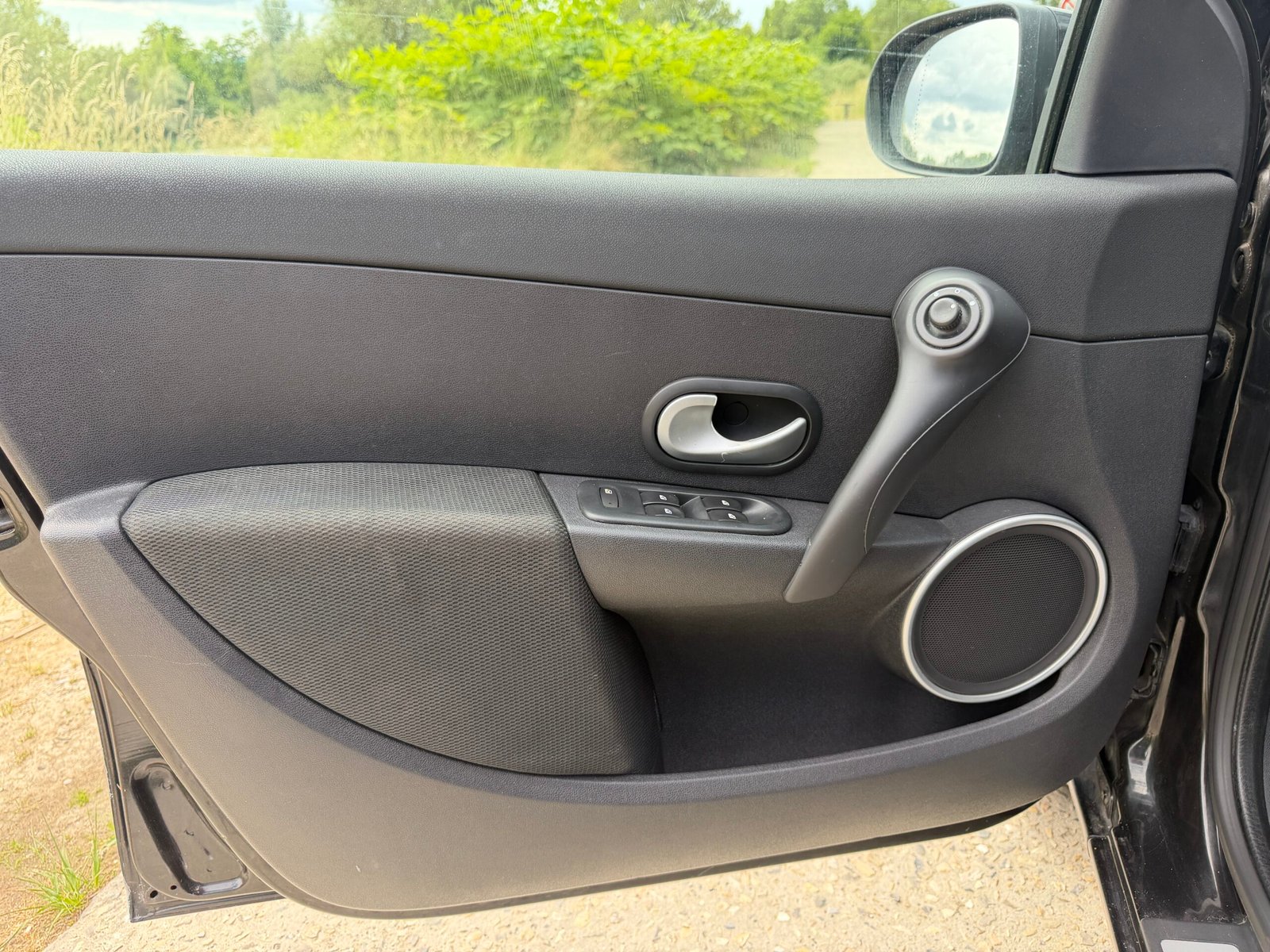 RENAULT Clio 3 Tomtom Phase 2 1.6i 111 cv Automatique