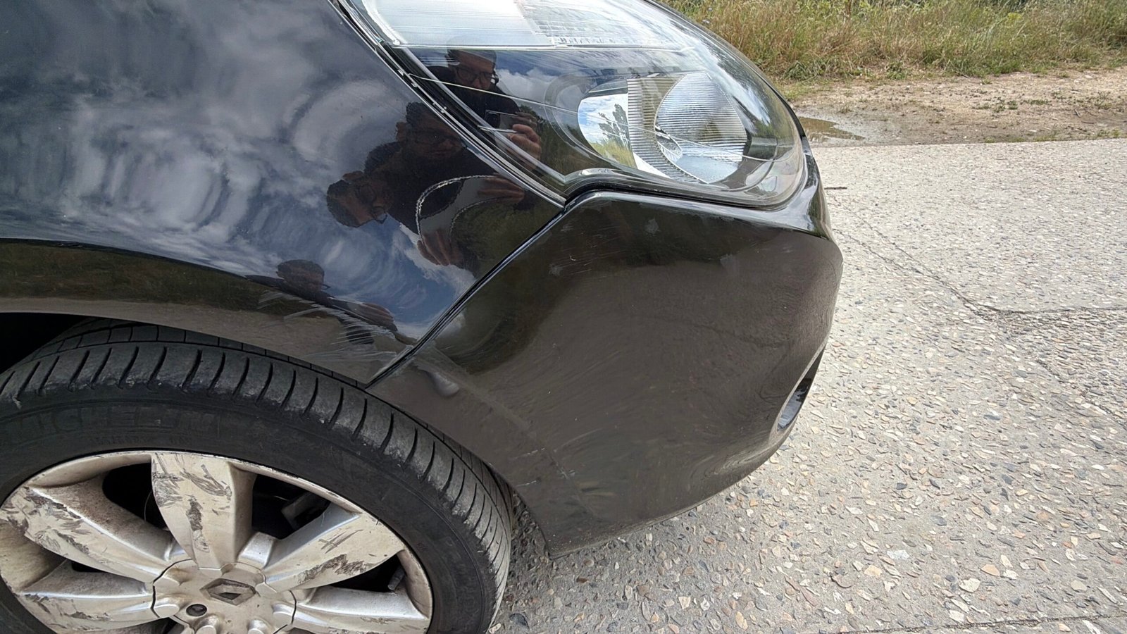 RENAULT Clio 3 Tomtom Phase 2 1.6i 111 cv Automatique
