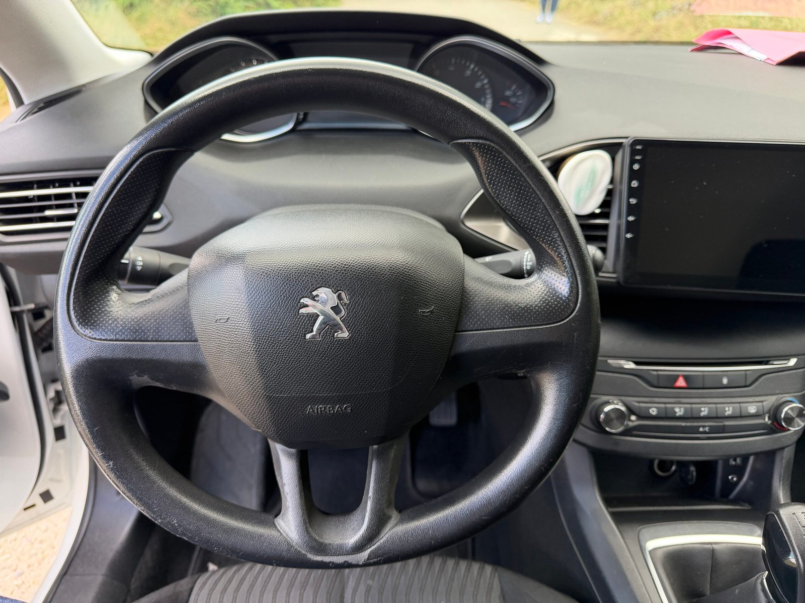 Peugeot 308  1.2 VTI 130ch