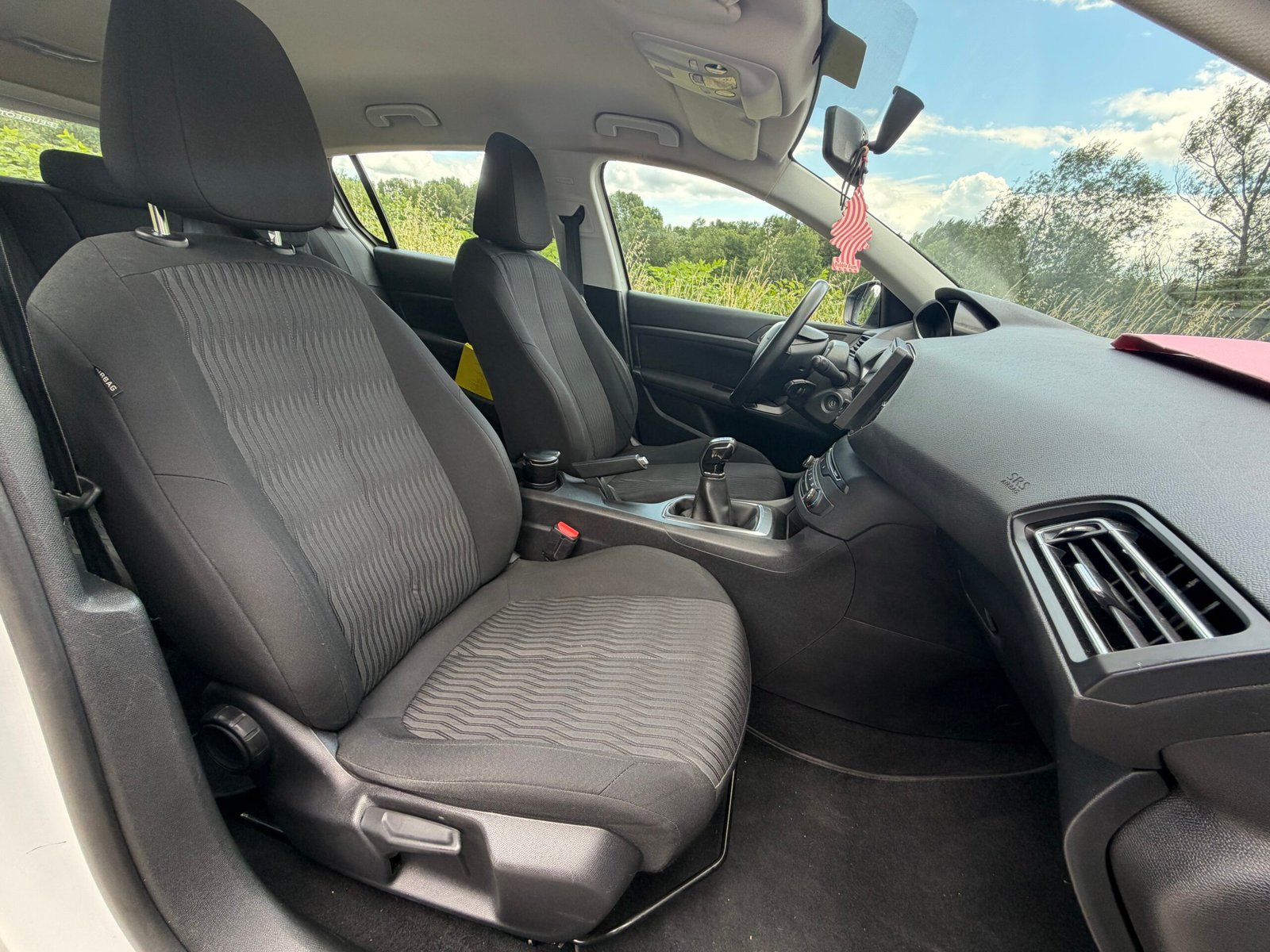 Peugeot 308  1.2 VTI 130ch
