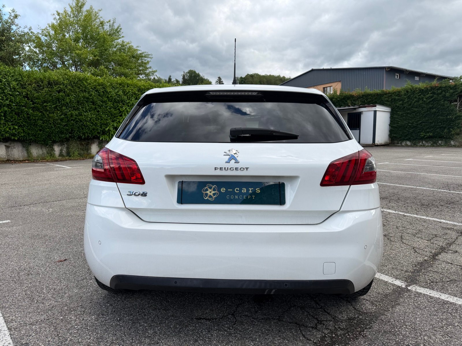 PEUGEOT 308 Phase II 1.5 Blue HDi 102 cv