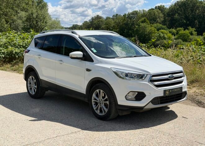 FORD Kuga II 1.5 TDCi 4×2 120cv Boîte automatique