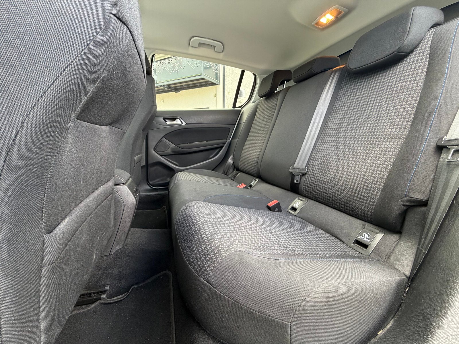 PEUGEOT 308 Phase II 1.5 Blue HDi 102 cv