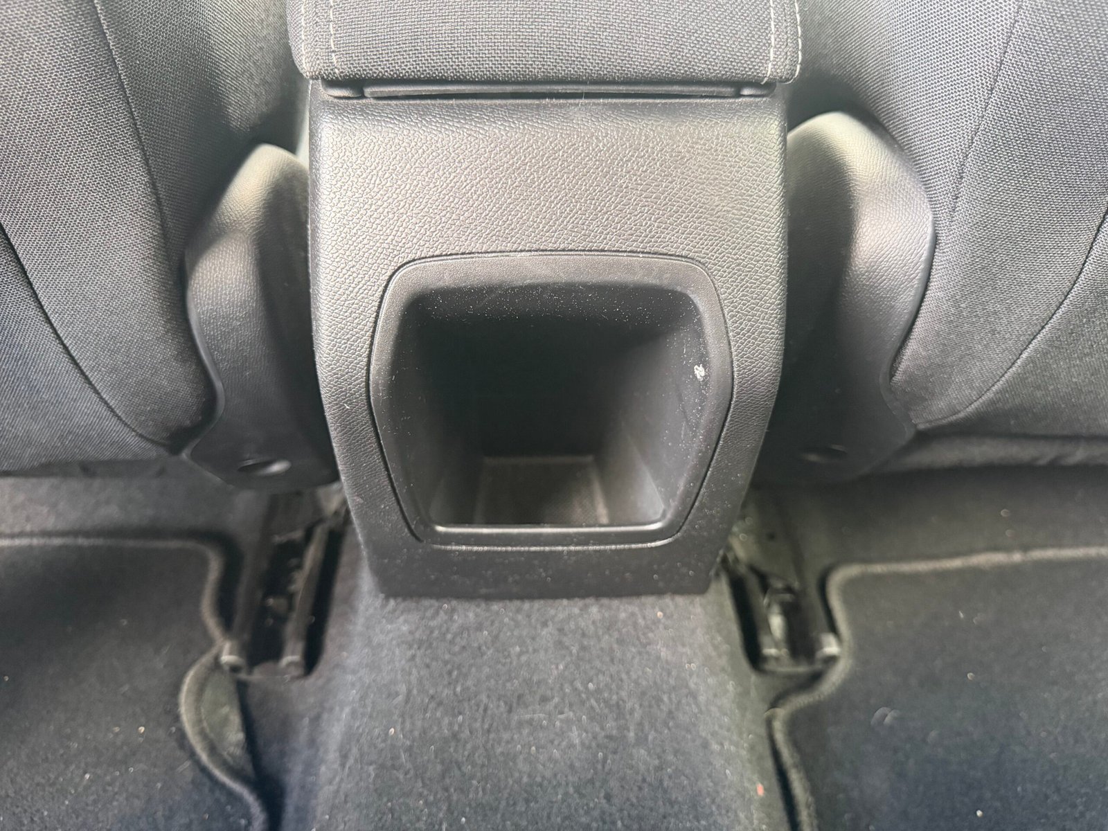 PEUGEOT 308 Phase II 1.5 Blue HDi 102 cv