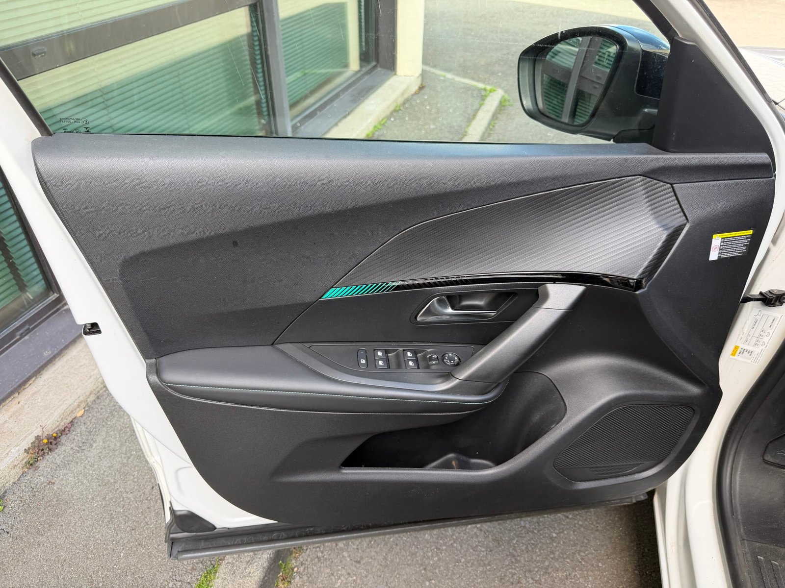 Peugeot 2008 100ch “Allure”