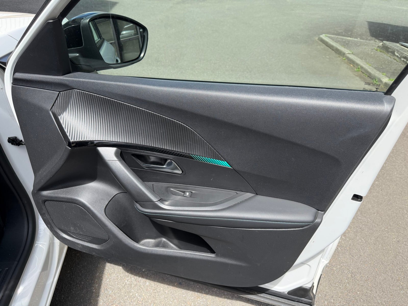 Peugeot 2008 100ch “Allure”