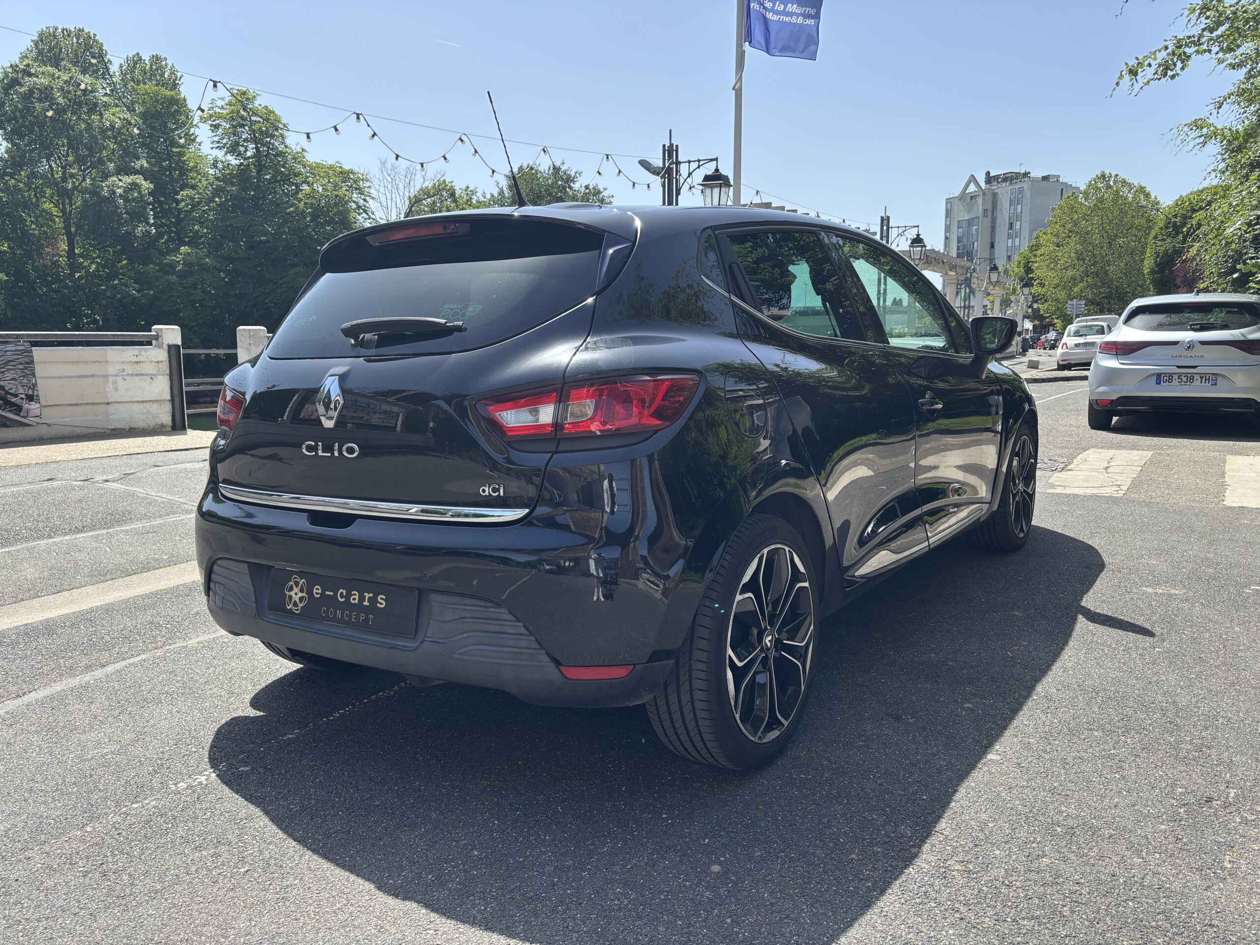 RENAULT Clio IV 5 1.5 dCi 90ch “Intens”