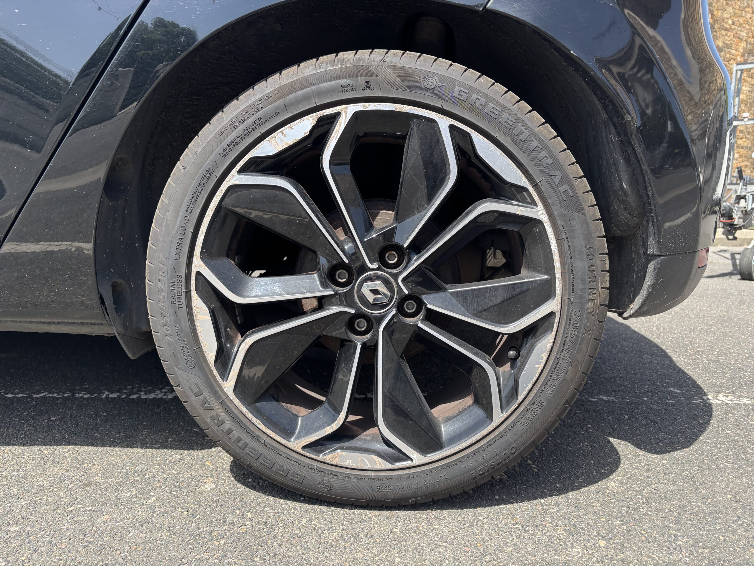 RENAULT Clio IV 5 1.5 dCi 90ch “Intens”