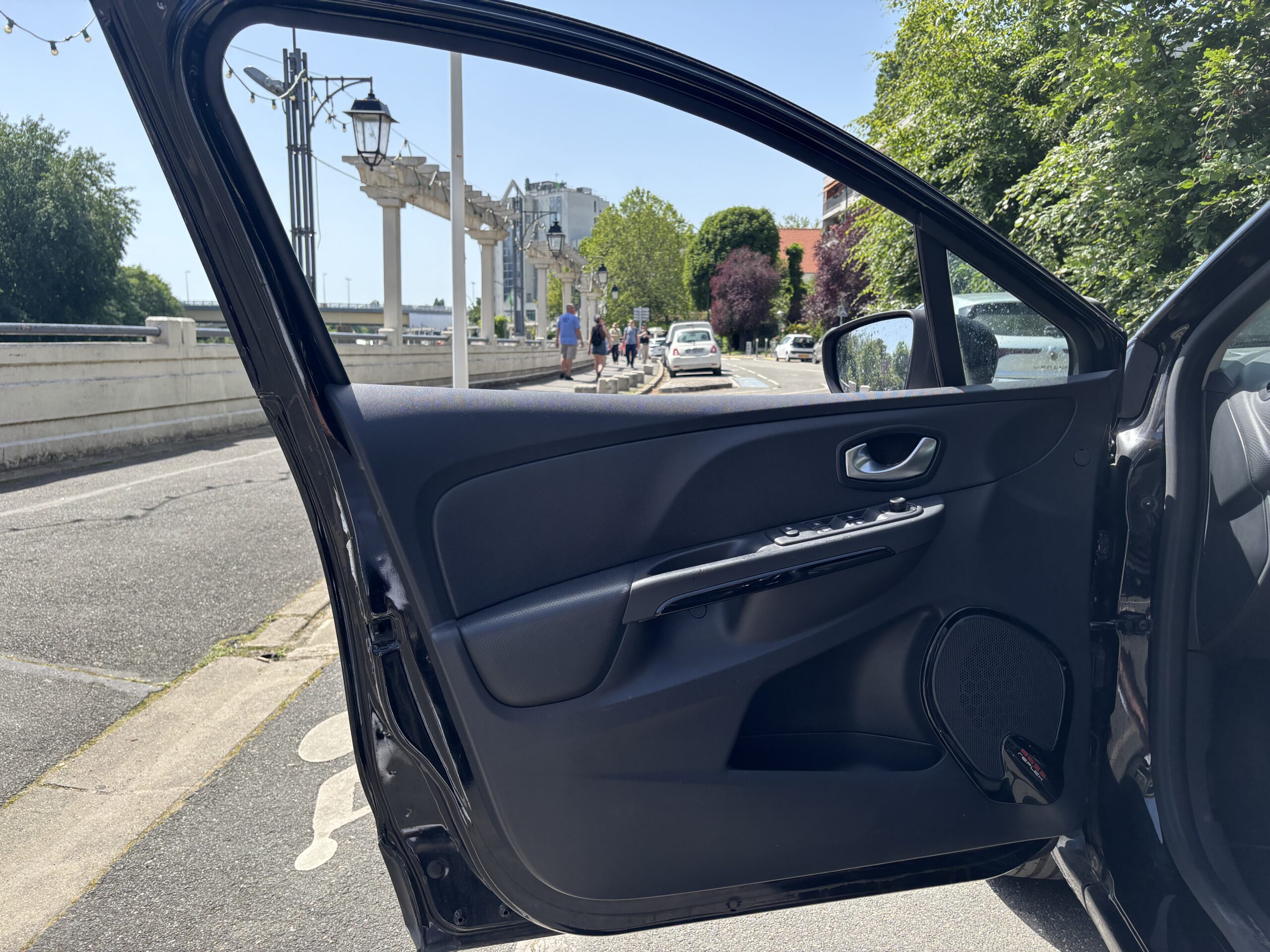 RENAULT Clio IV 5 1.5 dCi 90ch “Intens”