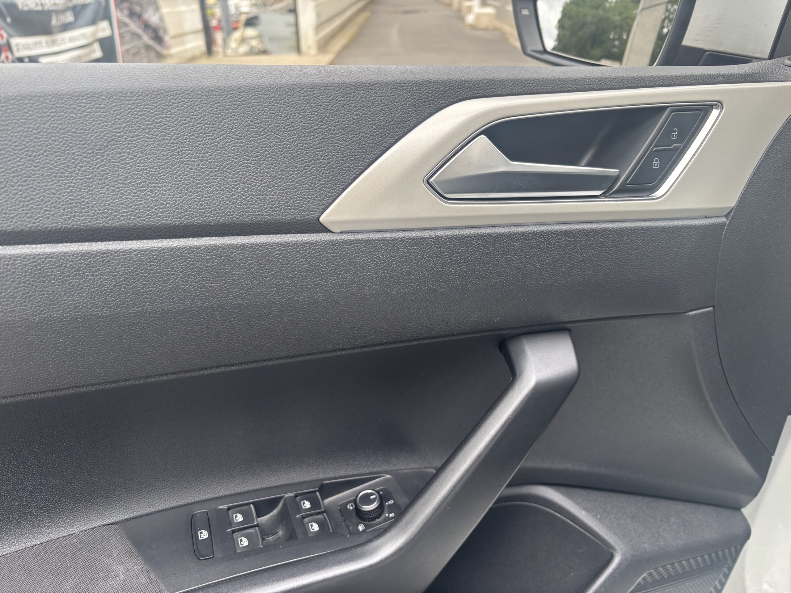 VOLKSWAGEN Polo VI 1.0 TSI 116ch “Carat”
