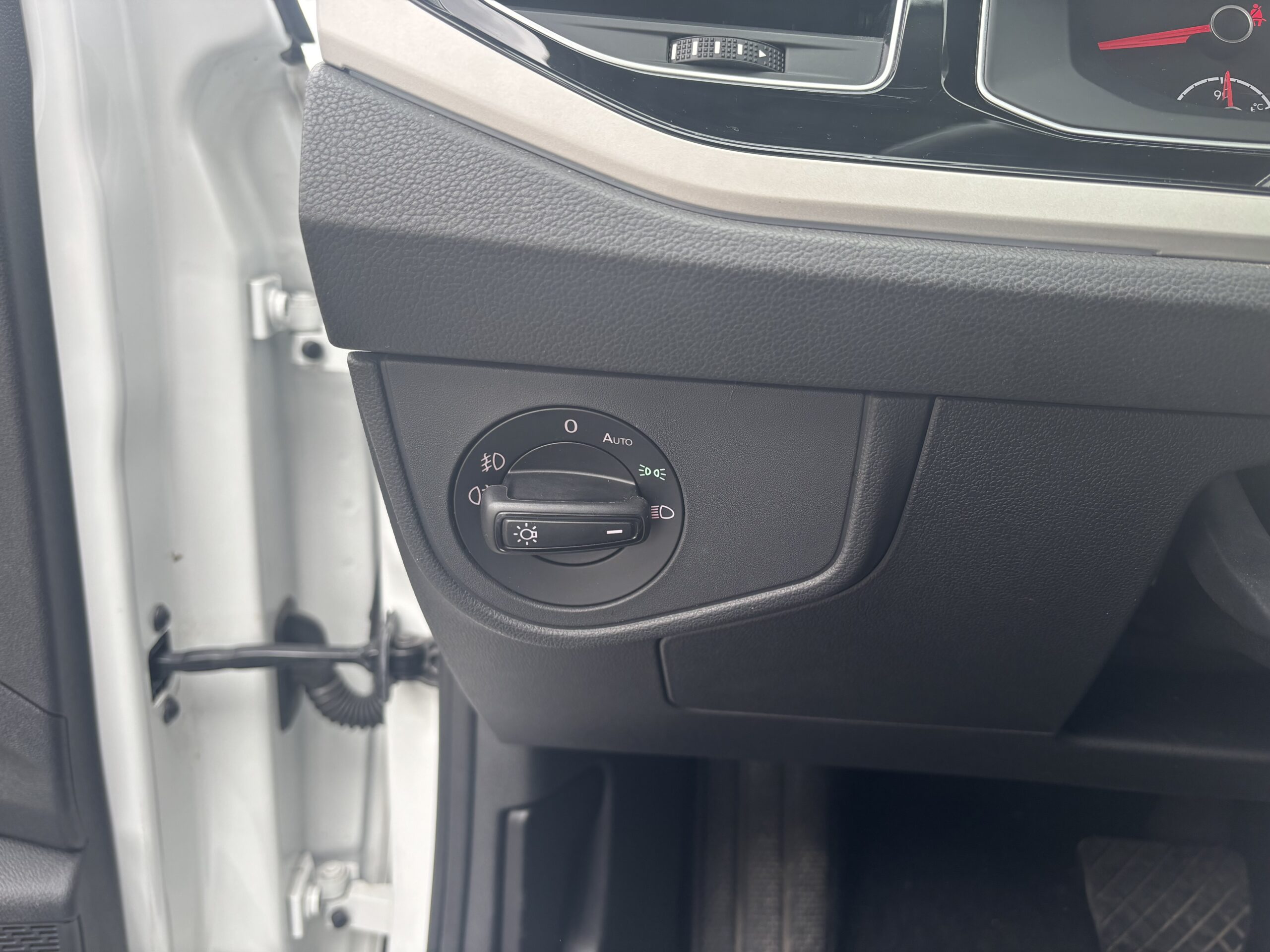 VOLKSWAGEN Polo VI 1.0 TSI 116ch “Carat”