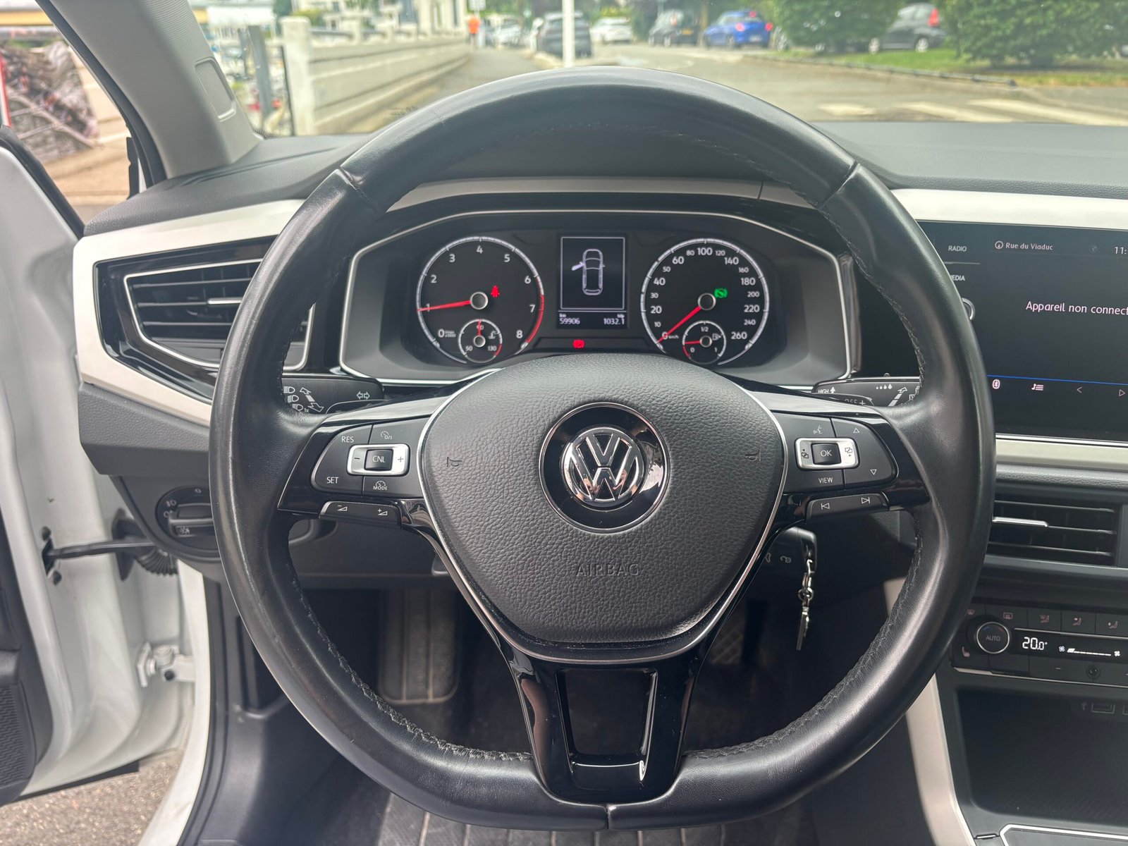 VOLKSWAGEN Polo VI 1.0 TSI 116ch “Carat”