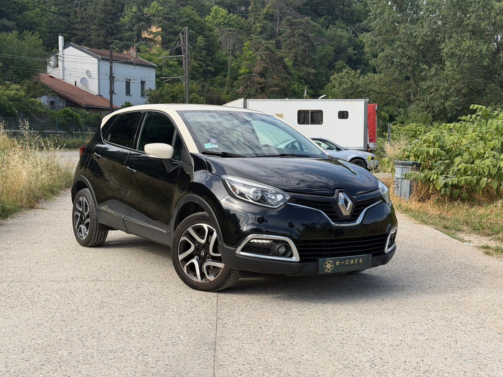 RENAULT Captur – I 1.2 TCe 16V EDC6 120 cv Boîte auto Intens