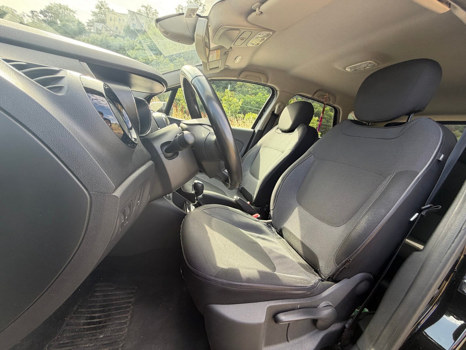 RENAULT Captur – I 1.2 TCe 16V EDC6 120 cv Boîte auto Intens