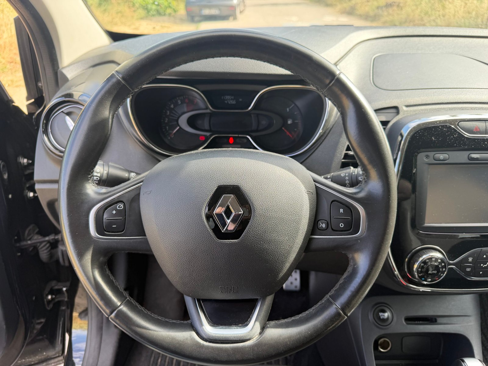 RENAULT Captur – I 1.2 TCe 16V EDC6 120 cv Boîte auto Intens