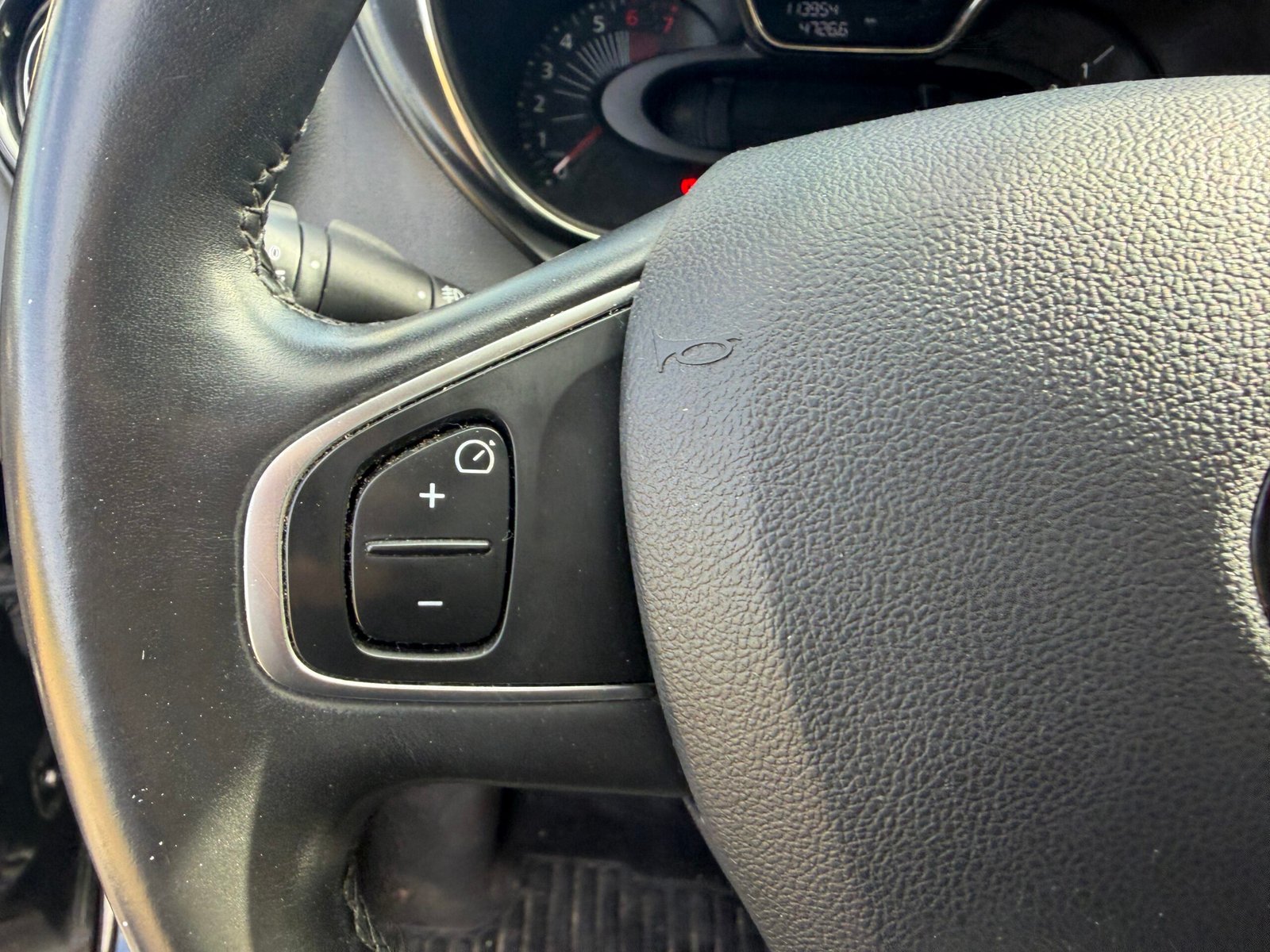RENAULT Captur – I 1.2 TCe 16V EDC6 120 cv Boîte auto Intens