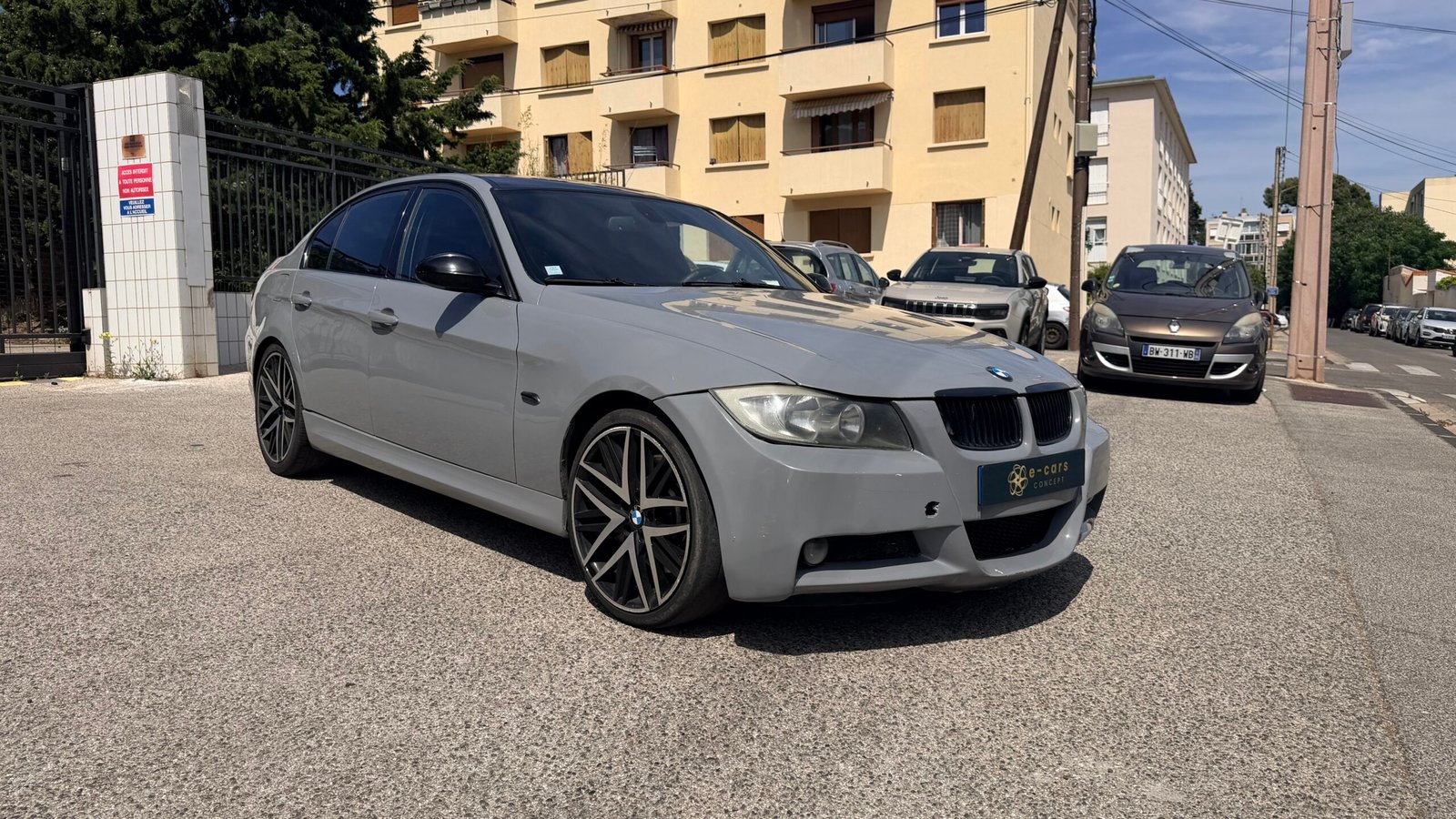 BMW 320i SI