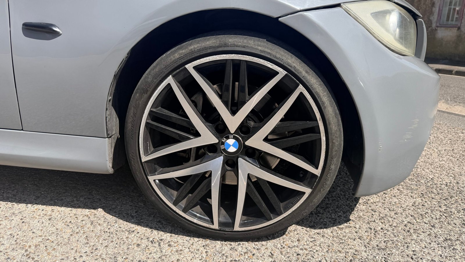 BMW 320i SI