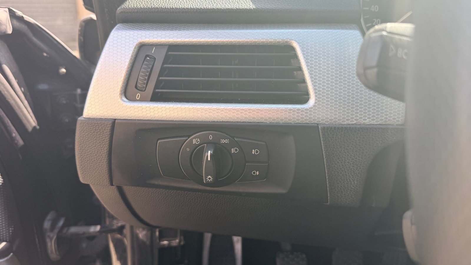 BMW 320i SI