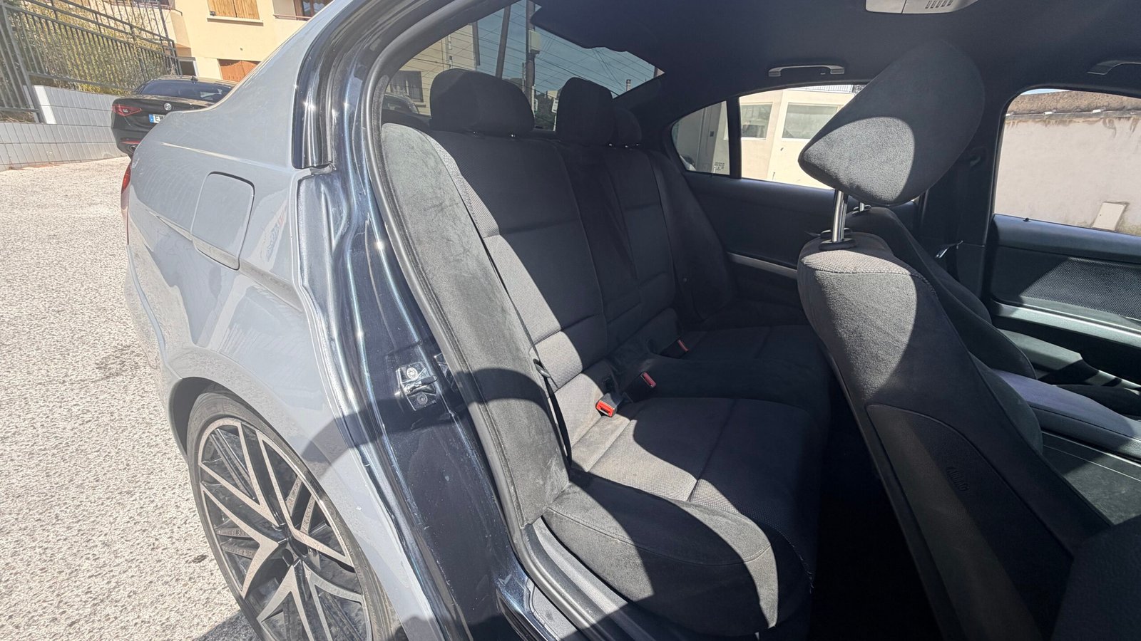 BMW 320i SI