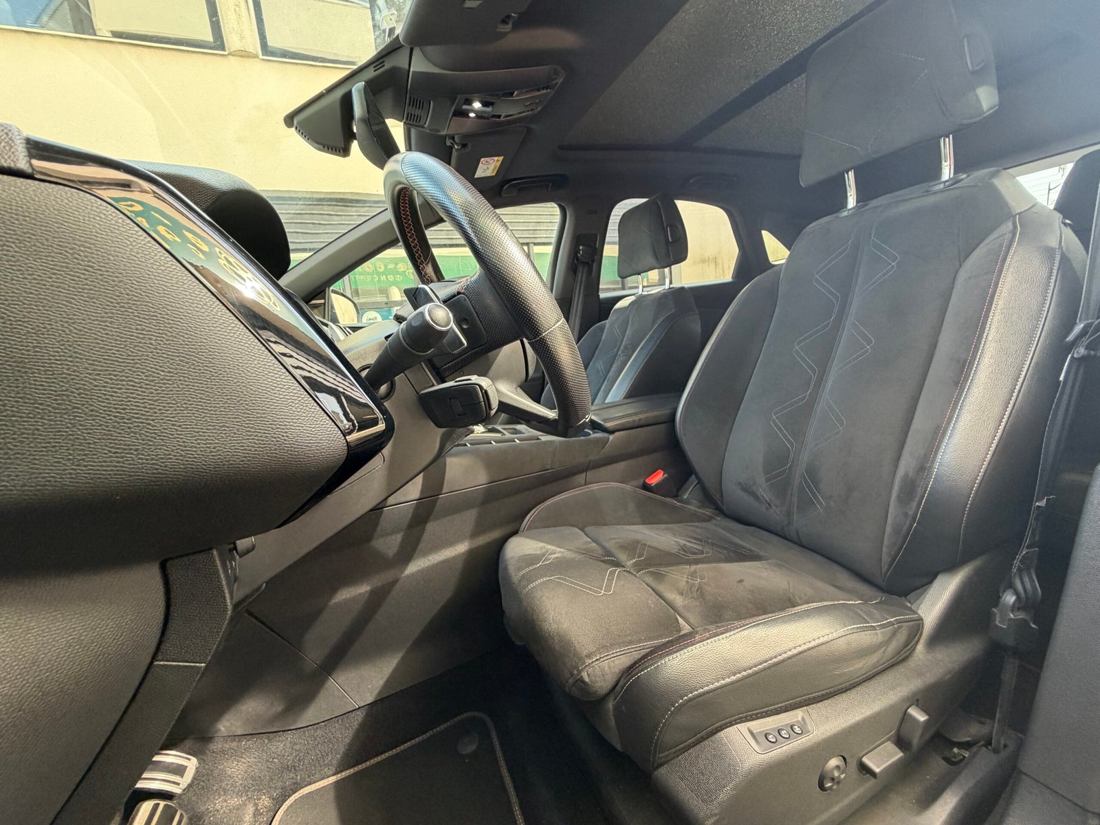 DS DS7 Crossback 181ch “Performance Line”
