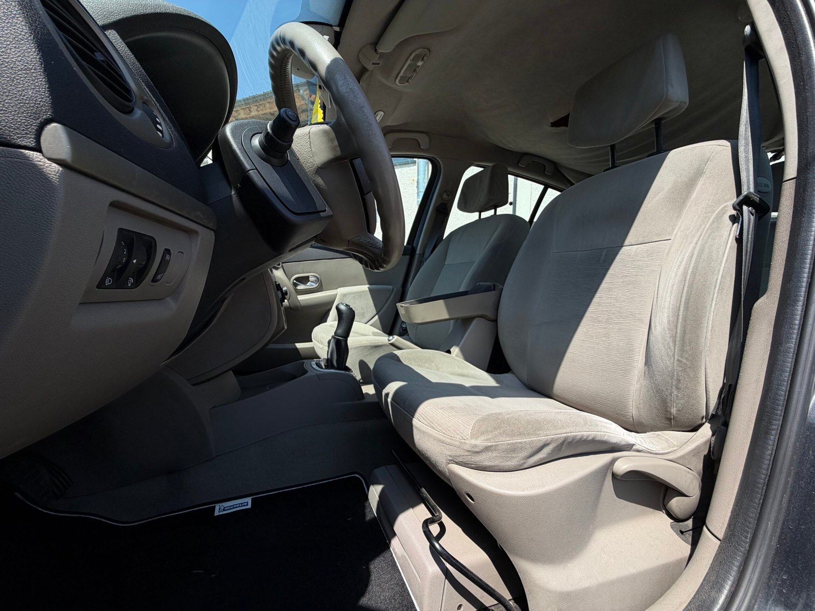 RENAULT Clio III 5 Portes 1.5 dCi 86 cv