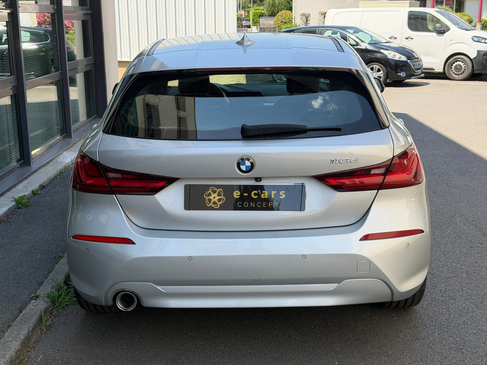 BMW Série 1 116d 116Ch «Lounge»