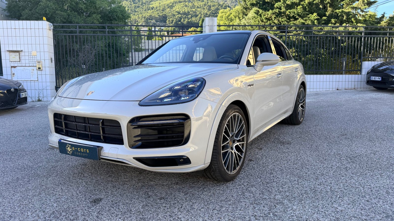 PORCHE CAYENNE COUPE 3.0 V6 E-HYBRID 462 CH