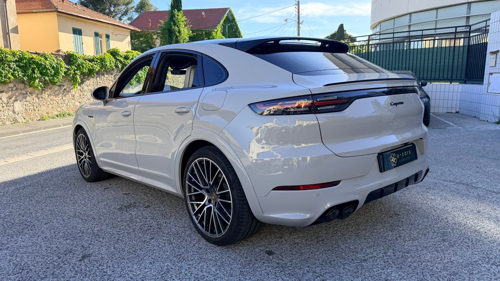 PORCHE CAYENNE COUPE 3.0 V6 E-HYBRID 462 CH