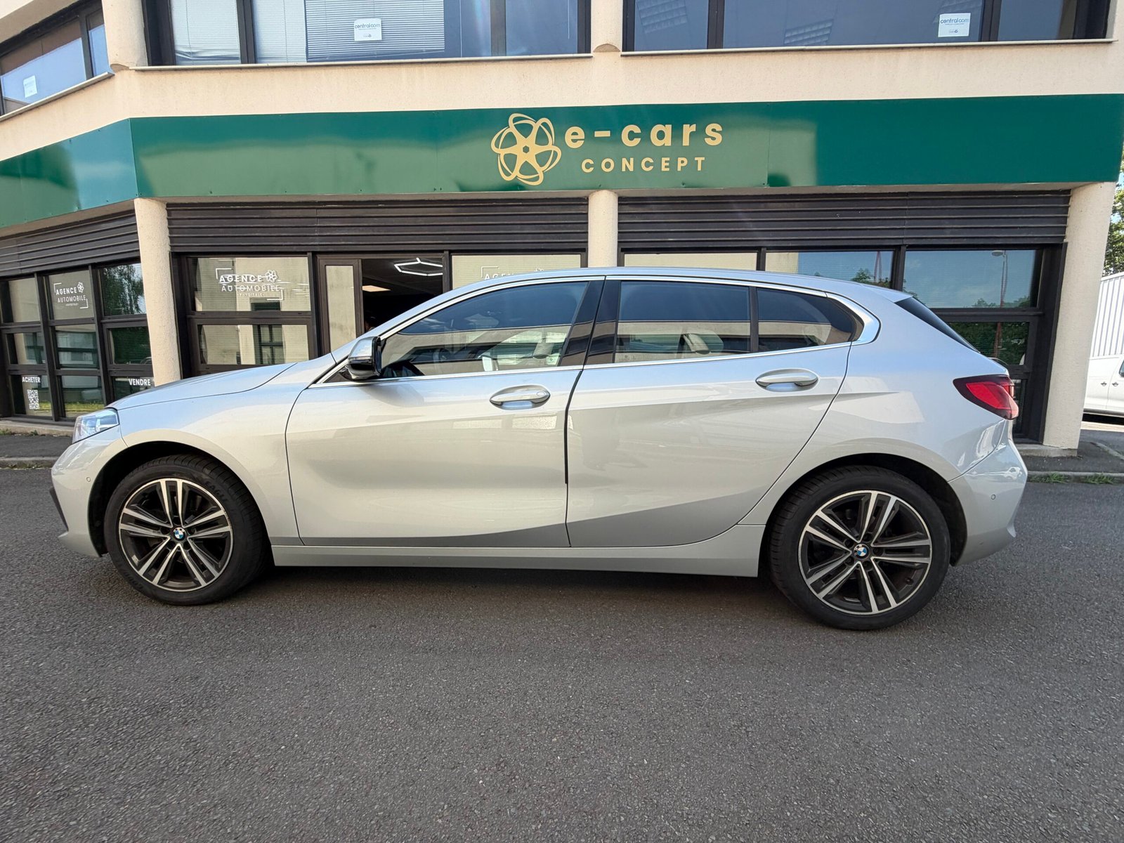 BMW Série 1 116d 116Ch «Lounge»