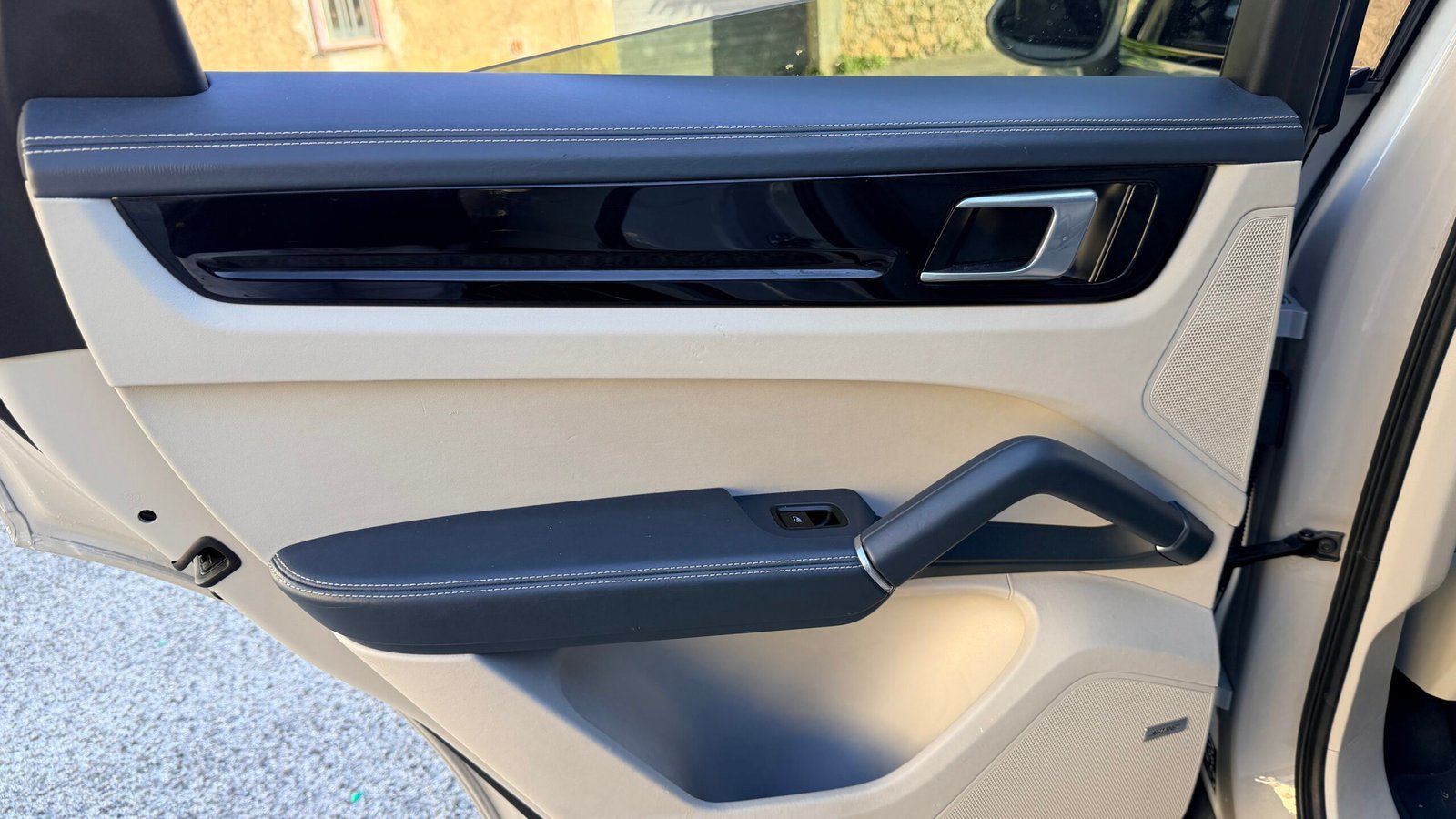 PORCHE CAYENNE COUPE 3.0 V6 E-HYBRID 462 CH