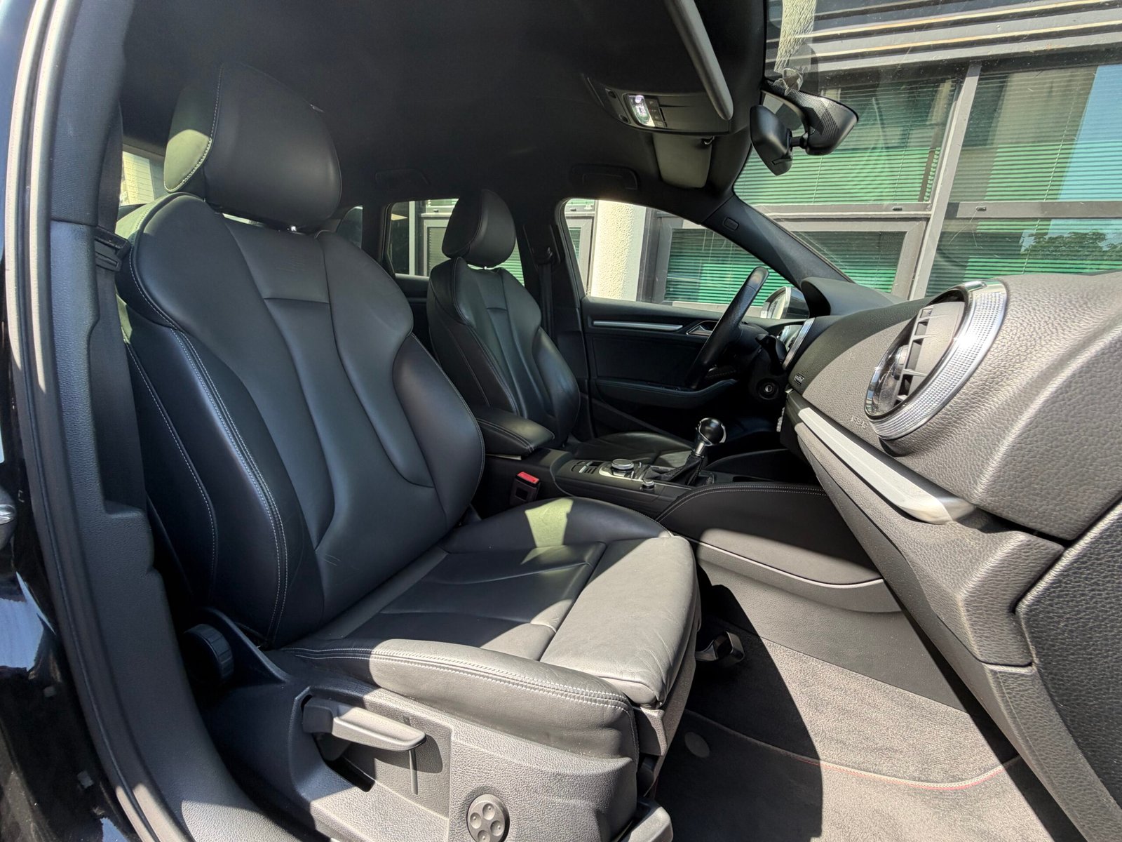 Audi “S3 Sportback” 300ch
