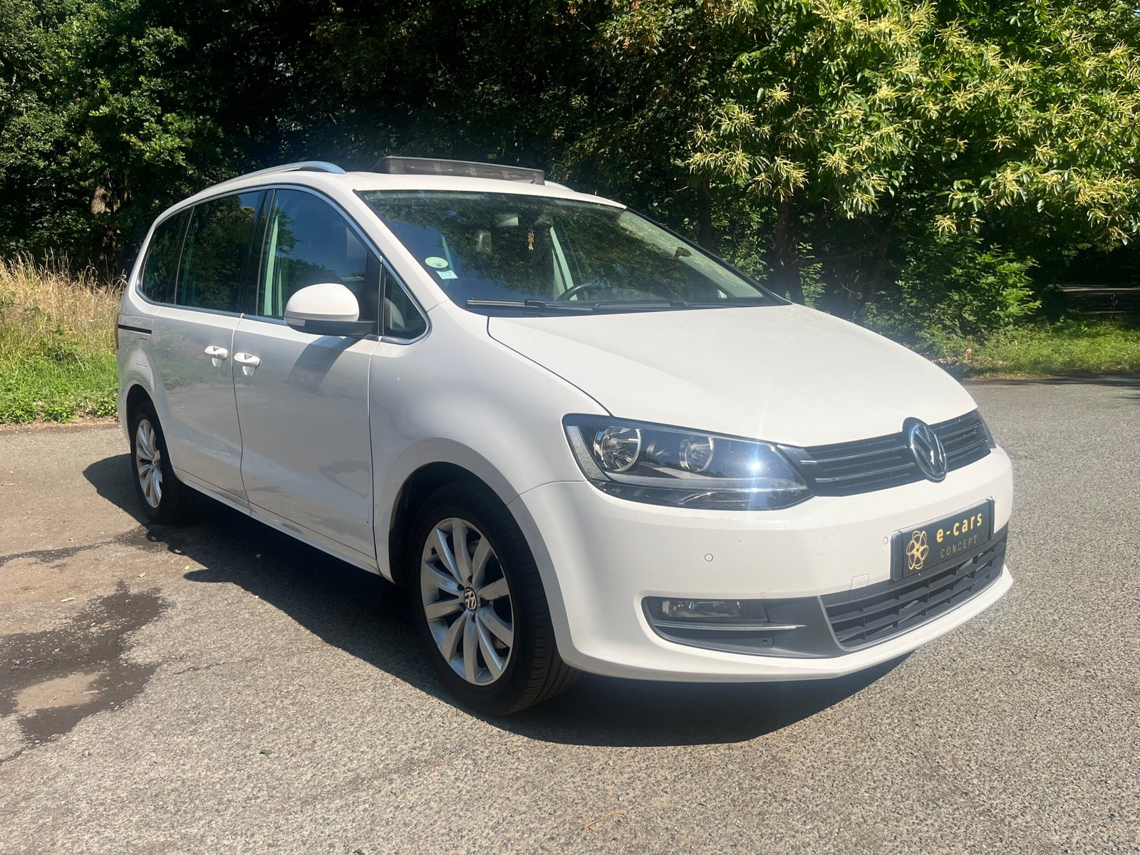 VOLKSWAGEN Sharan 2.0 TDi DSG6 170 CARAT 1ere MAIN