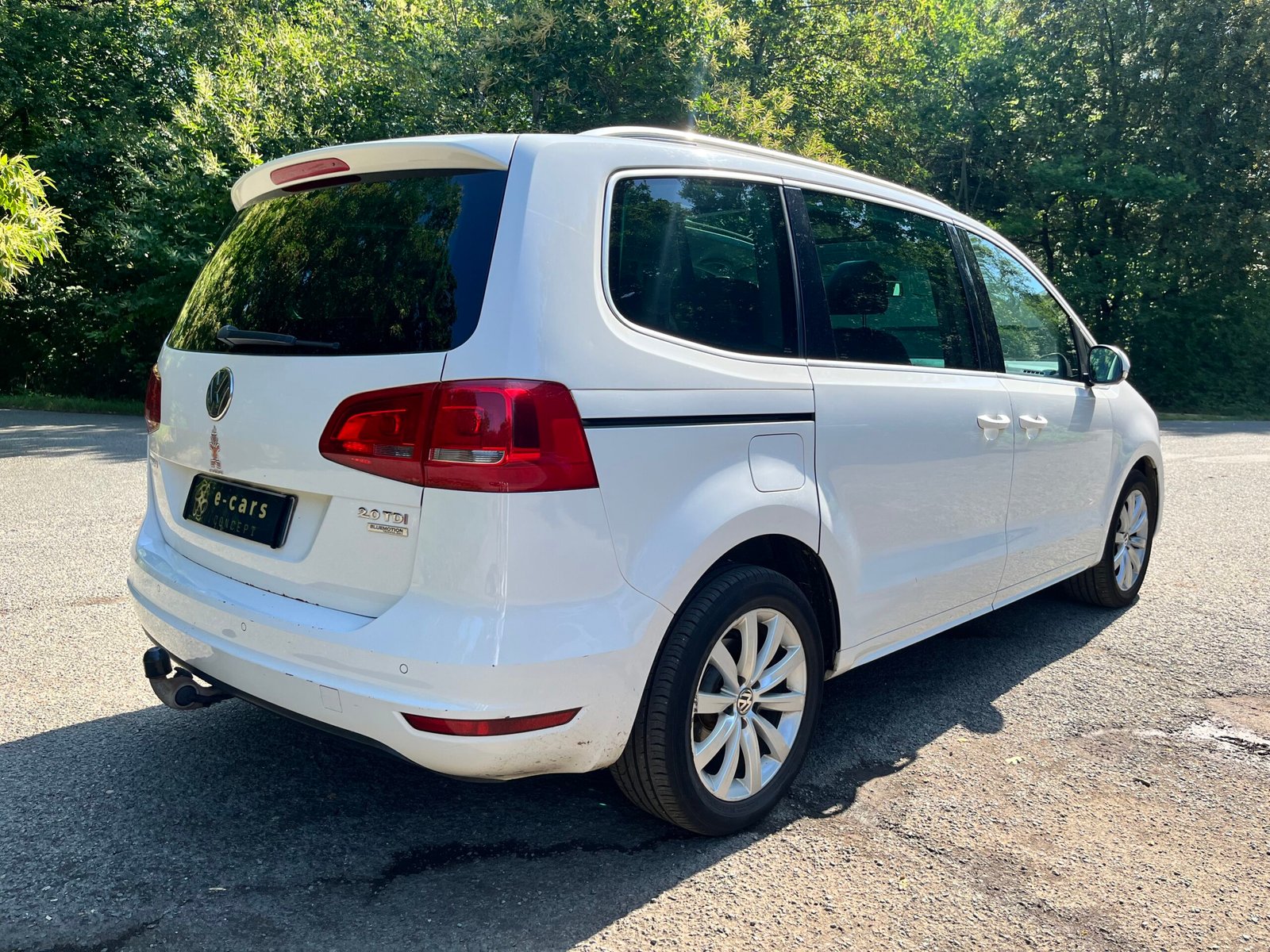 VOLKSWAGEN Sharan 2.0 TDi DSG6 170 CARAT 1ere MAIN